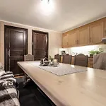 Hemsedal-leilighet Med 3 Soverom, 2 Bad Og Badstue *